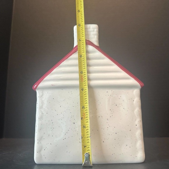 Rae Dunn "Cozy Cabin" Ceramic Log Cabin Burgundy Winter Christmas Chimney NEW - Picture 2 of 8